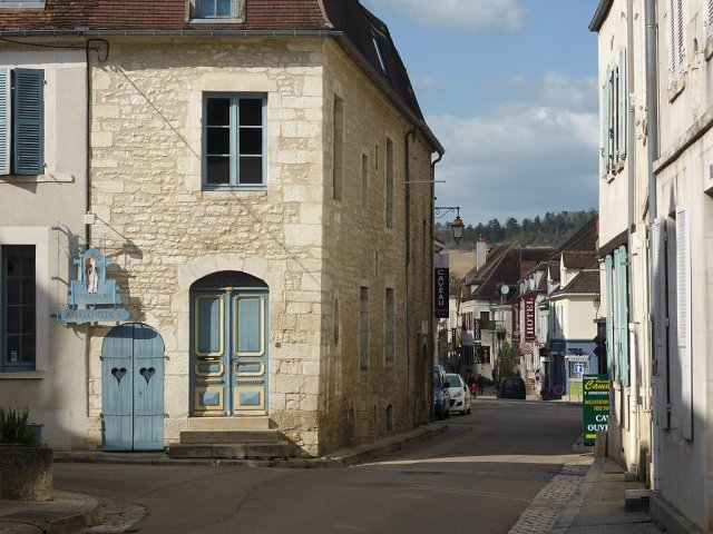 Central Chablis town