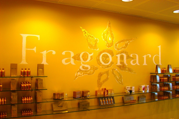 Fragonard Perfume factory - French Riviera trips