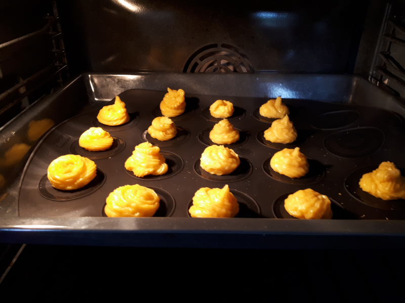 profiteroles choux buns in oven