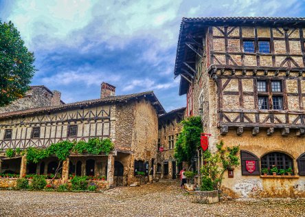 Pérouges Place du Marché