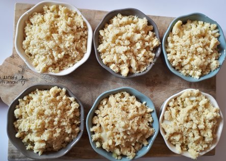 Apple and pear crumble recipe