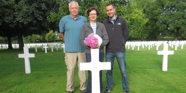 France Just For You travelers visiting an ancestor's tomb