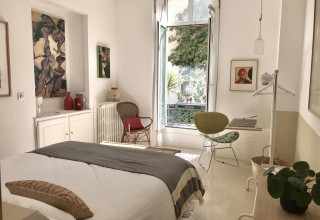 enjoy a relaxing room, decorated with a lot of care...