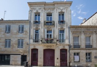 A Bordeaux classical architecture A Bordeaux classical architecture