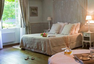 Rest in a very spacious suite-room Rest in a very spacious suite-room