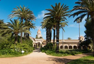 Saint Honorat Abbey, Lerins Islands © Mark Fischer CC BY-SA 2.0 Saint Honorat Abbey, Lerins Islands