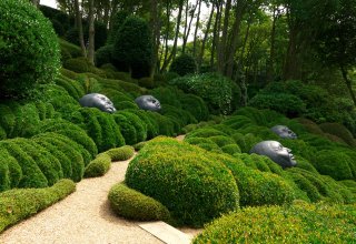Sculptures in Les Jardins d'Etretat