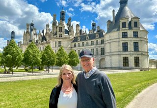 Travelers Karen and Mike from the USA in front of Château d'Ussé