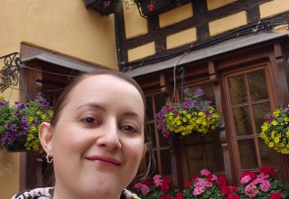 FJFY copywriter Naomi in Ribeauvillé