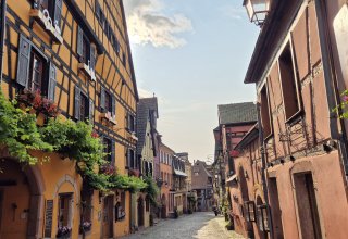View down Riquewihr's main street, Rue du General de Gaulle