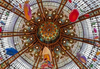 The decorated dome in Galeries Lafayette