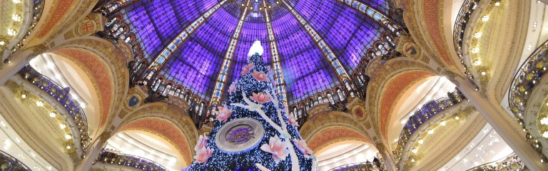 Christmas in Paris - Christmas tree at Galeries Lafayette