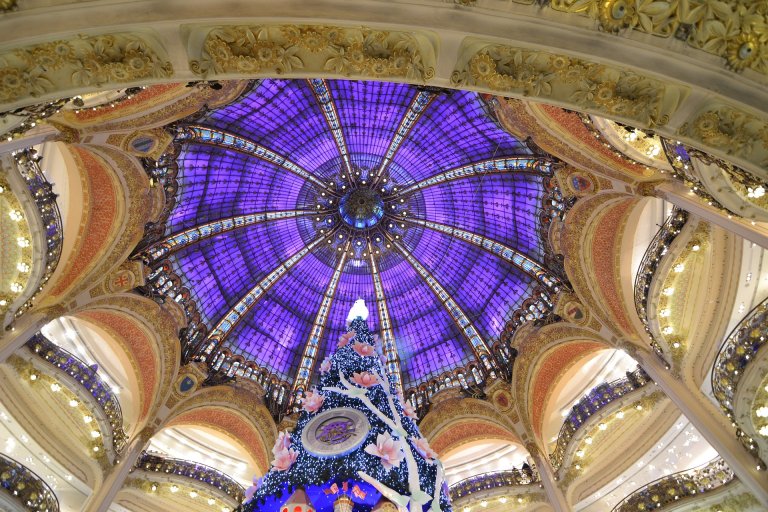 Christmas in Paris - Christmas tree at Galeries Lafayette