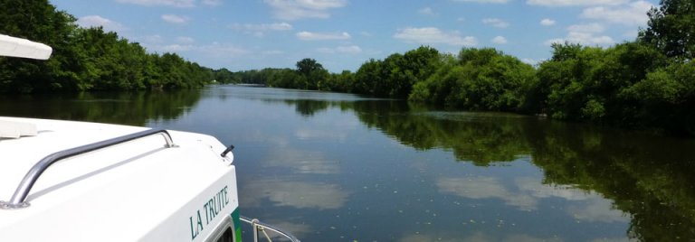 River Cruising in the Mayenne River