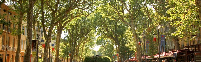 Cours Mirabeau in Aix en Provence