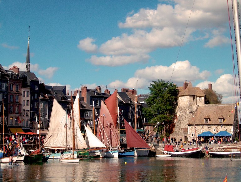 Honfleur - Chateaux of the Loire tour - loire valley castles tour