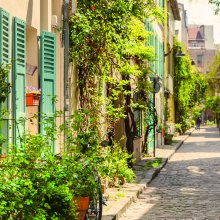 You may not believe it but this is a Paris street...