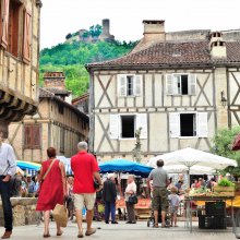 St Céré on market day