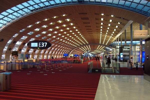 CDG terminal 2