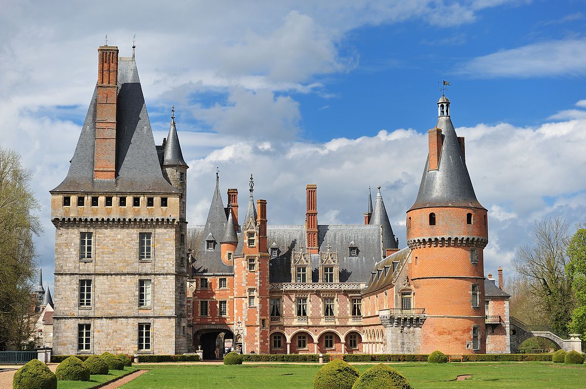 special occasion romantic castle Loire Valley France