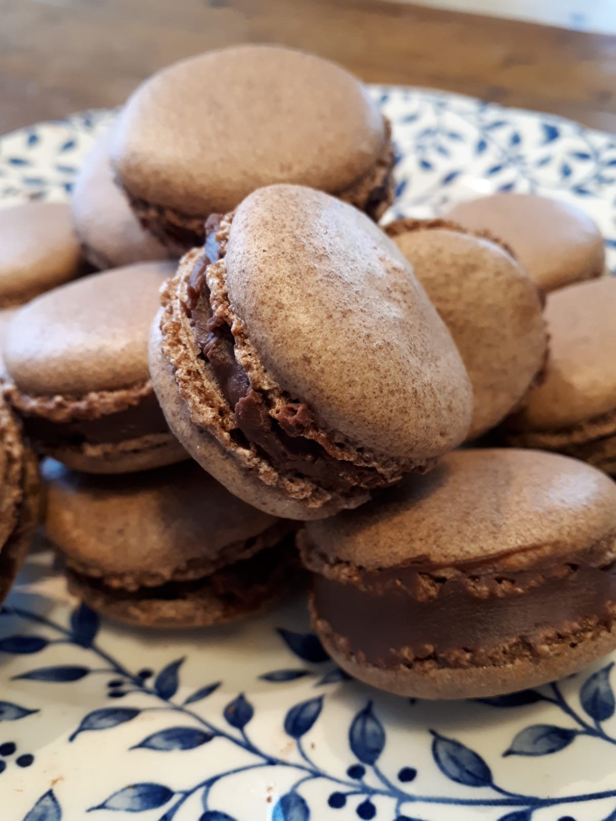 Chocolate french macarons