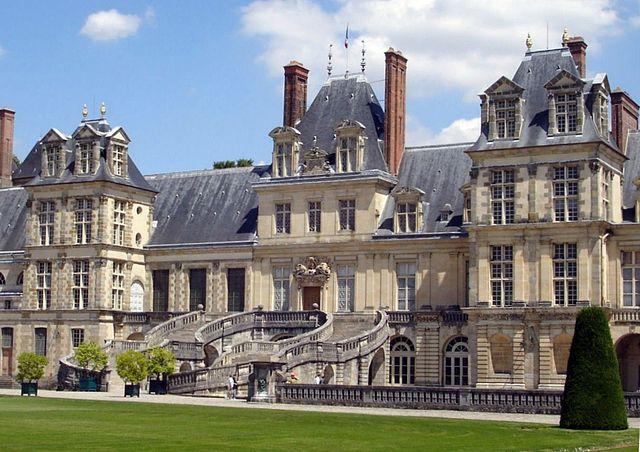 Unesco world heritage sites france - fontainebleau castle