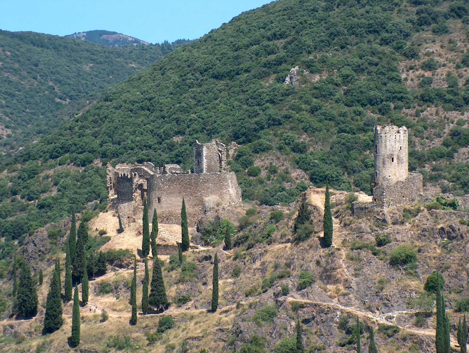 Tour Régine and Cabaret, Lastours Castles