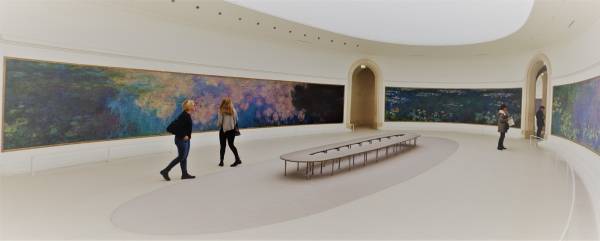 Musee de l'orangerie - monet's waterlilies