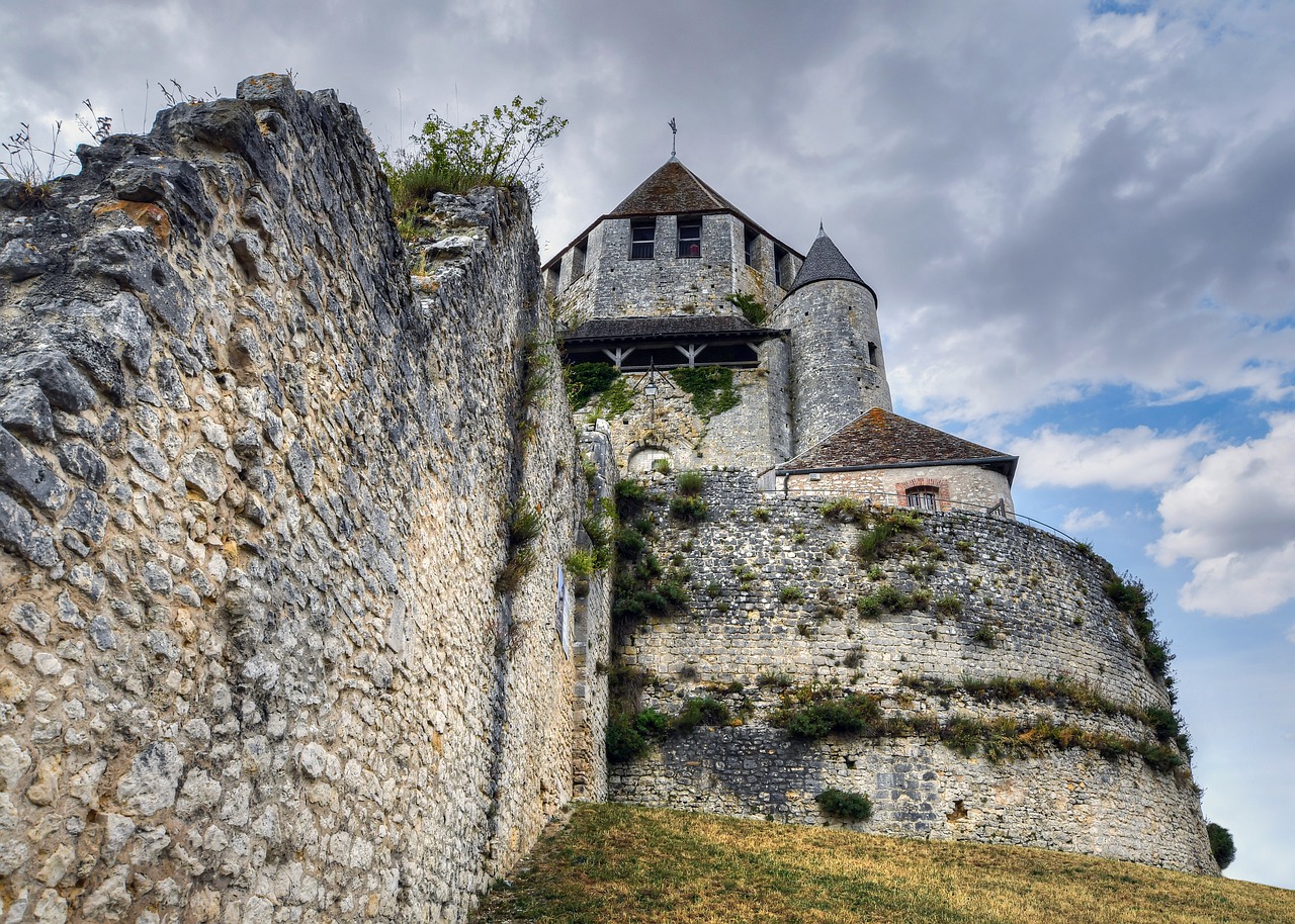 Tour César in Provins